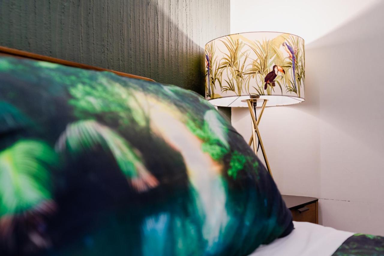 Le Boutique Luxury Rooms Diffused In Historic Center ฟิวมิชีโน ภายนอก รูปภาพ