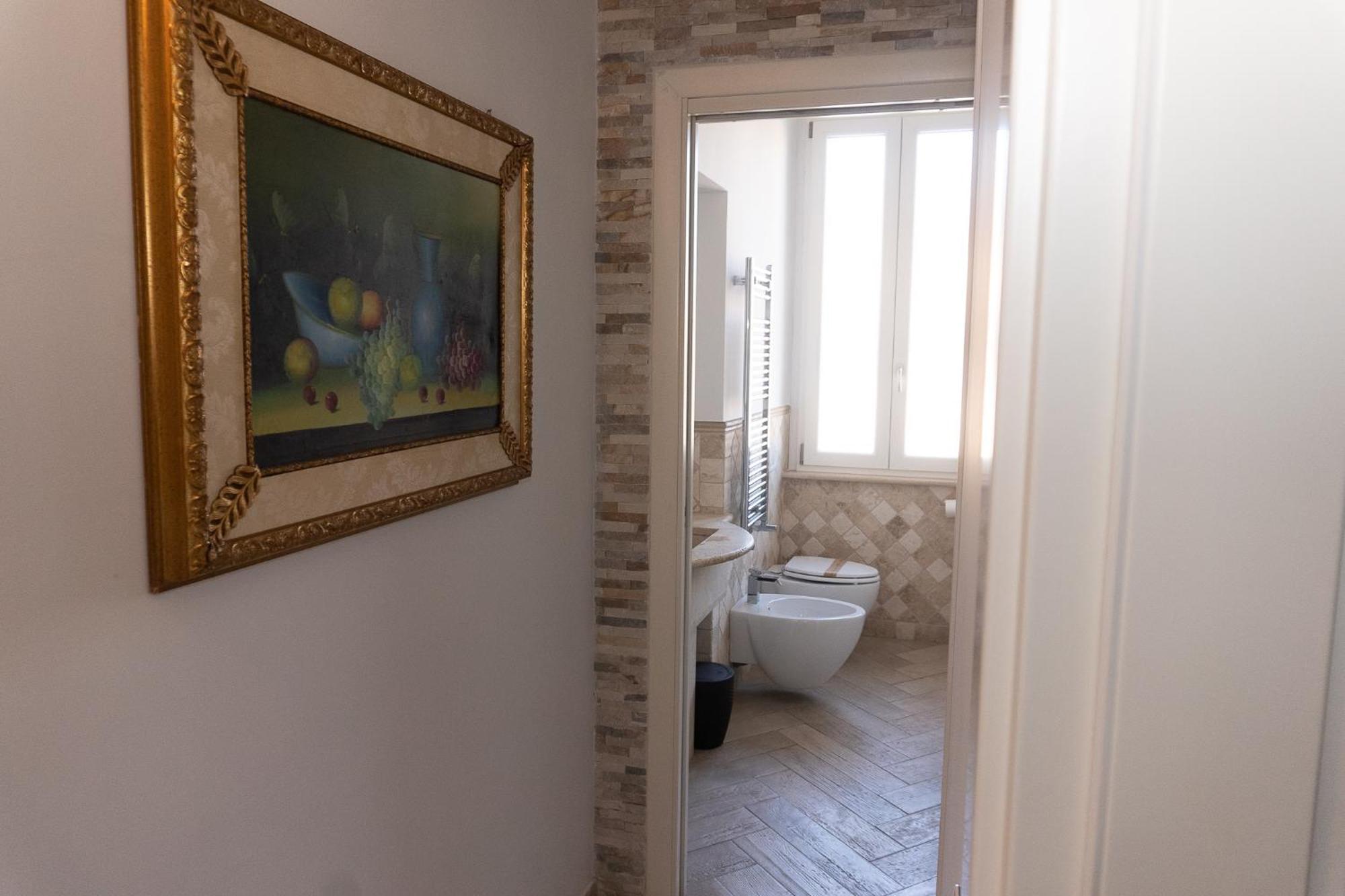 Le Boutique Luxury Rooms Diffused In Historic Center ฟิวมิชีโน ภายนอก รูปภาพ